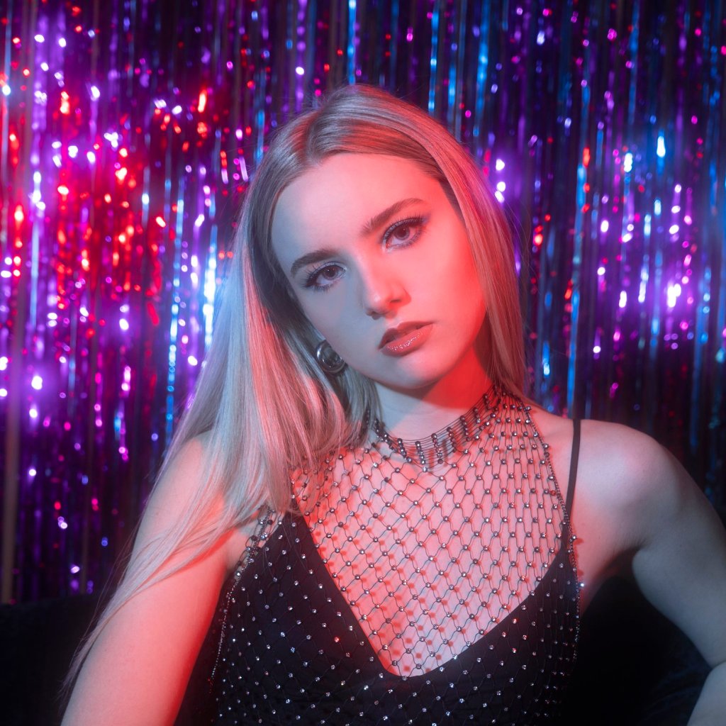 Introducing: Rayne - Envious - Lefuturewave
