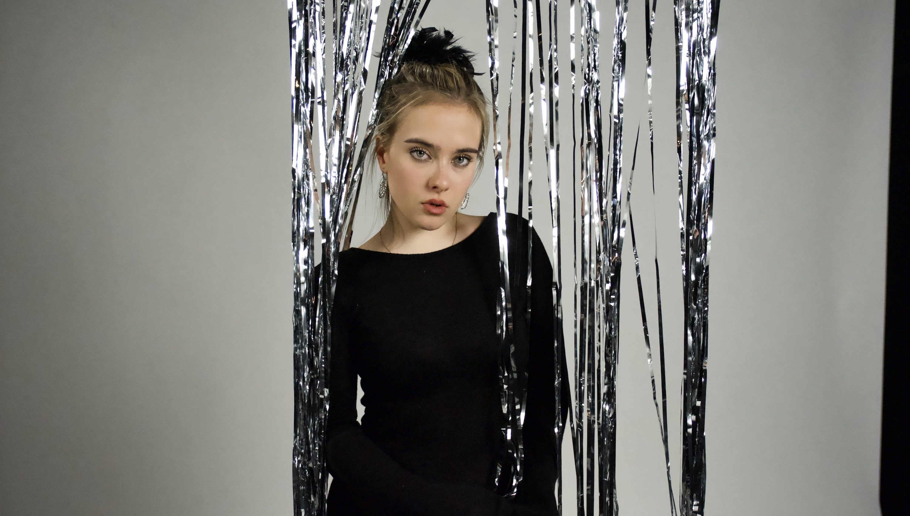 Ella Lockert - Whisper all my secrets - Lefuturewave